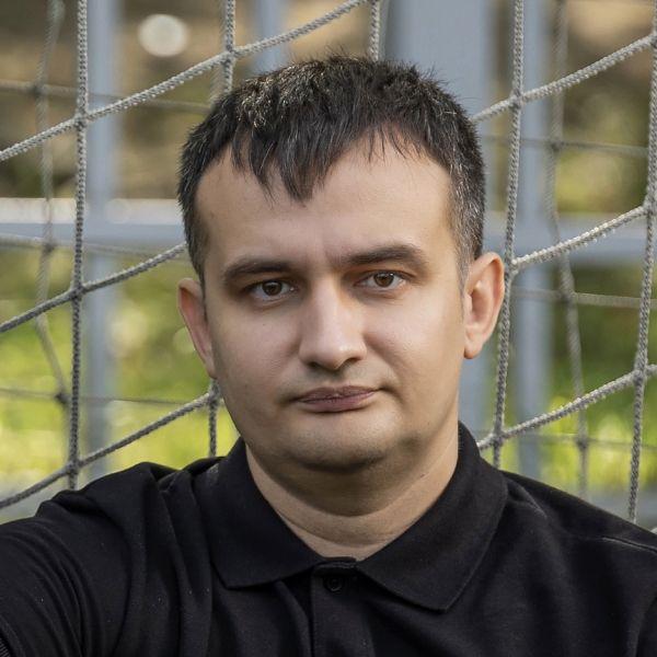Максим Бондарев