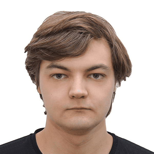 Олег Гусаинов